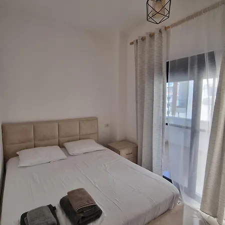 Ergi's * Golem (Tirana)